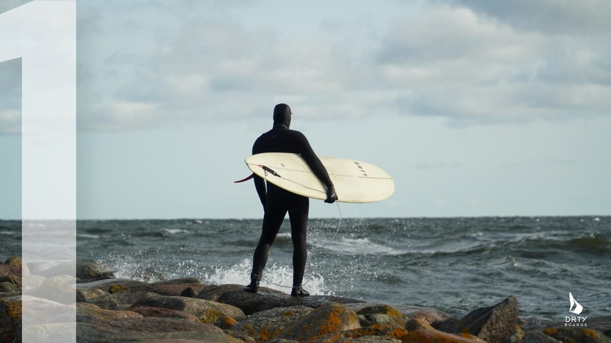 Roja_surfer.jpg
